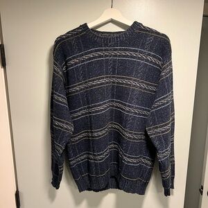 Men’s Sweater size Large
